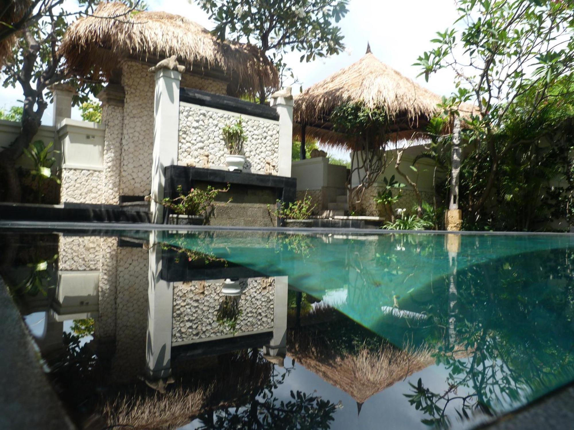 Kokomo Resort Gili Trawangan Esterno foto