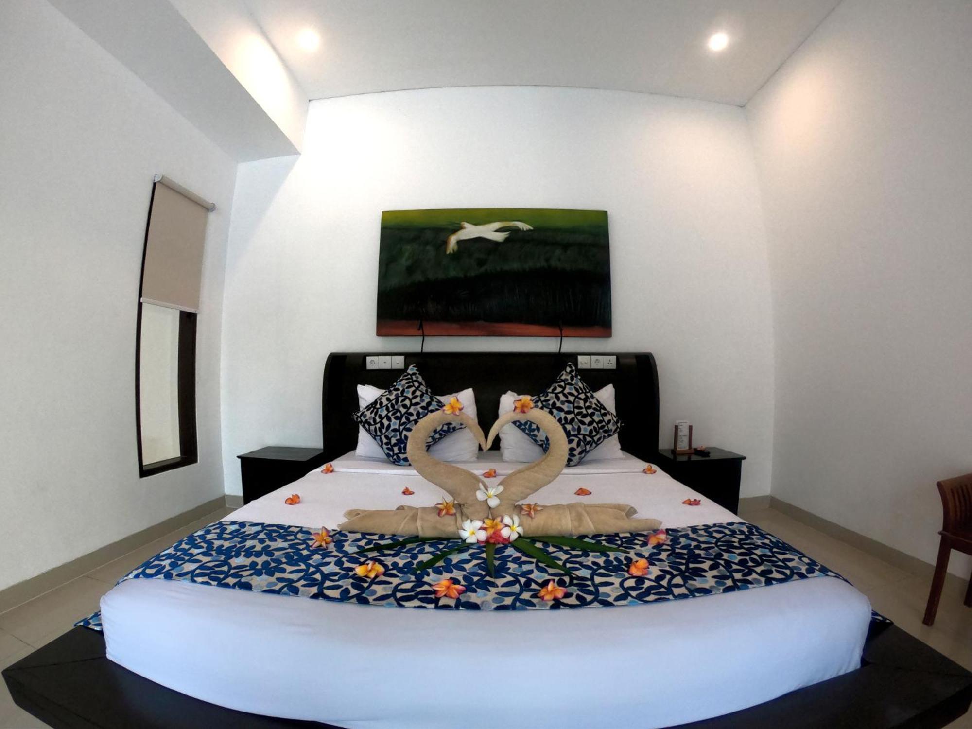 Kokomo Resort Gili Trawangan Esterno foto