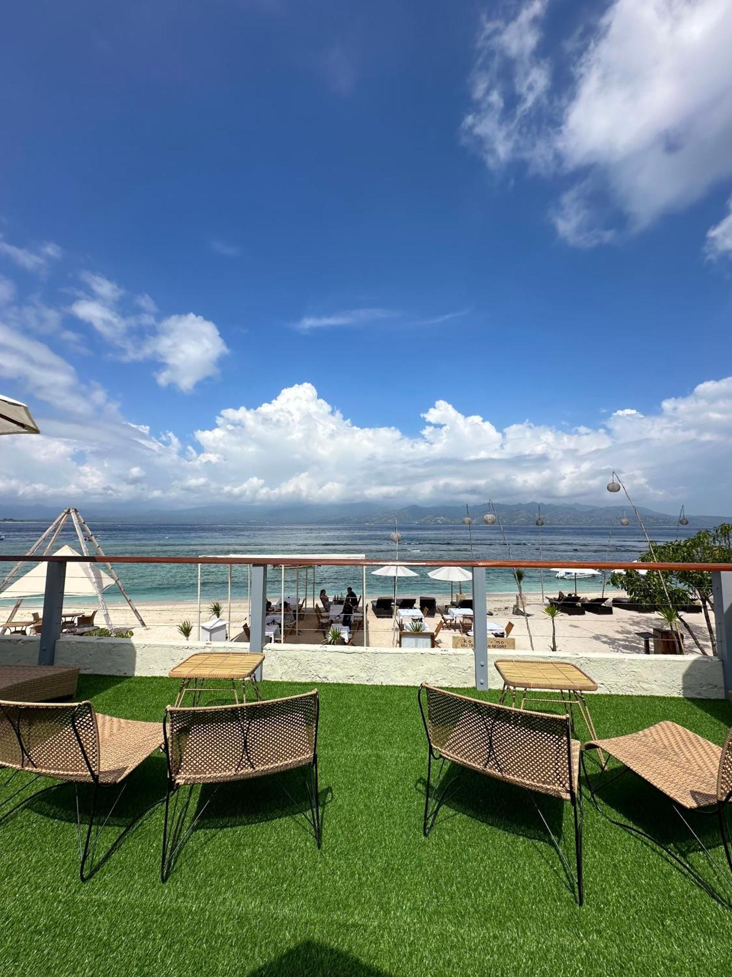 Kokomo Resort Gili Trawangan Esterno foto
